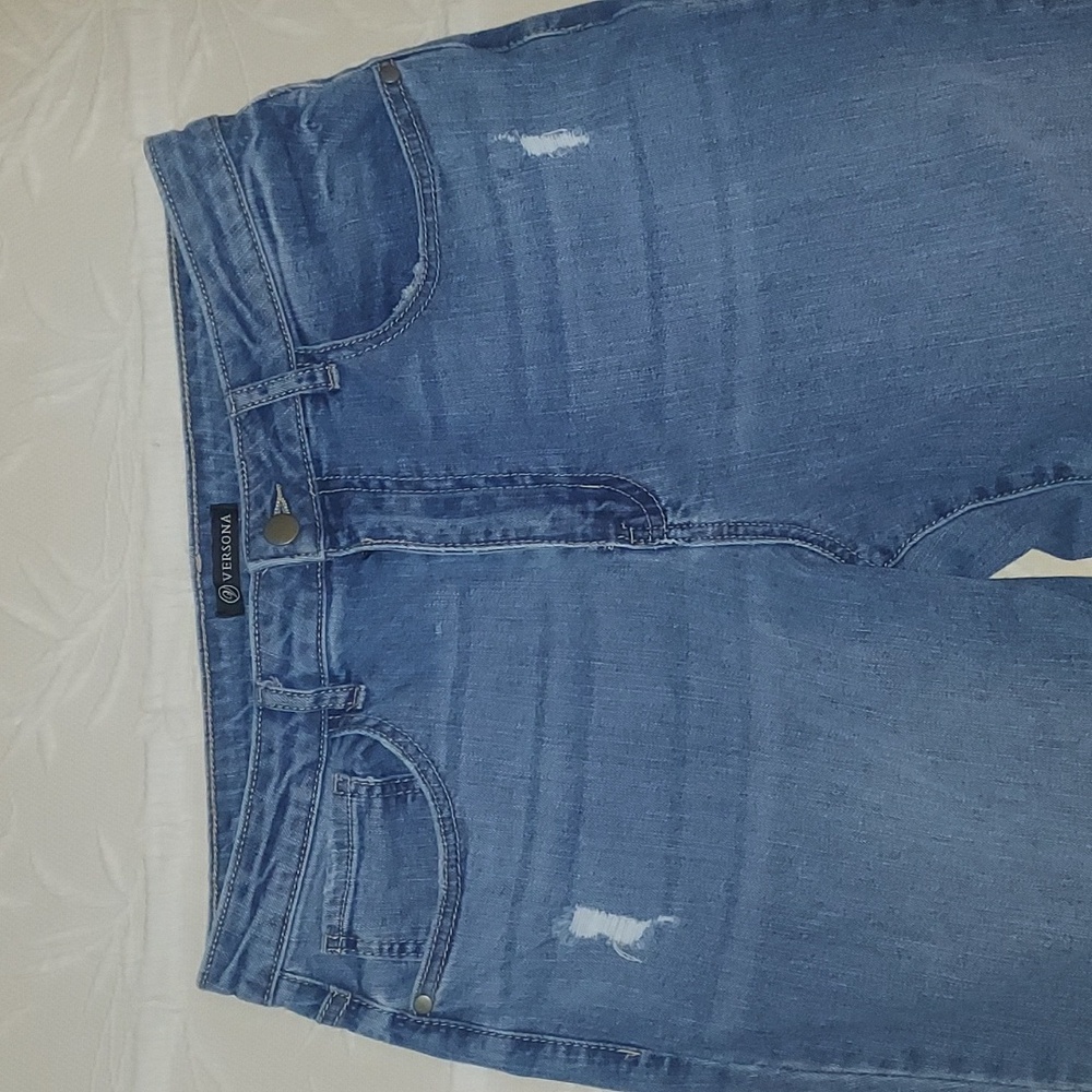 Versona Jeans - Picture 8 of 10